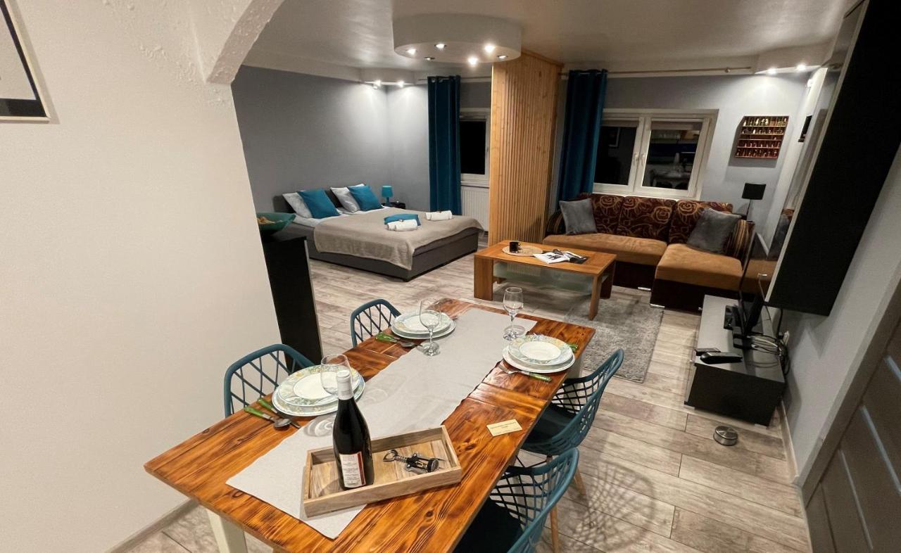 Apartamenty Pod Uwalonym Debem Jezow Sudecki Buitenkant foto