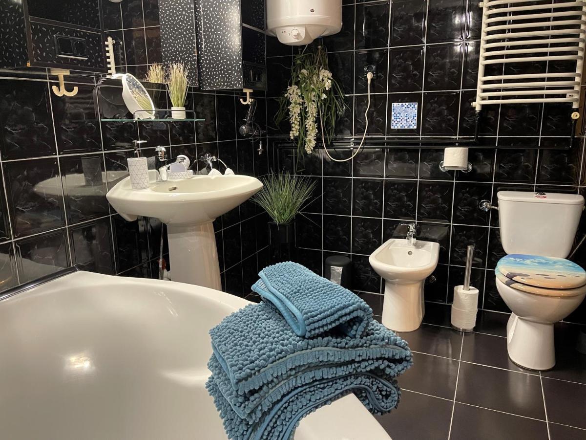 Apartamenty Pod Uwalonym Debem Jezow Sudecki Buitenkant foto
