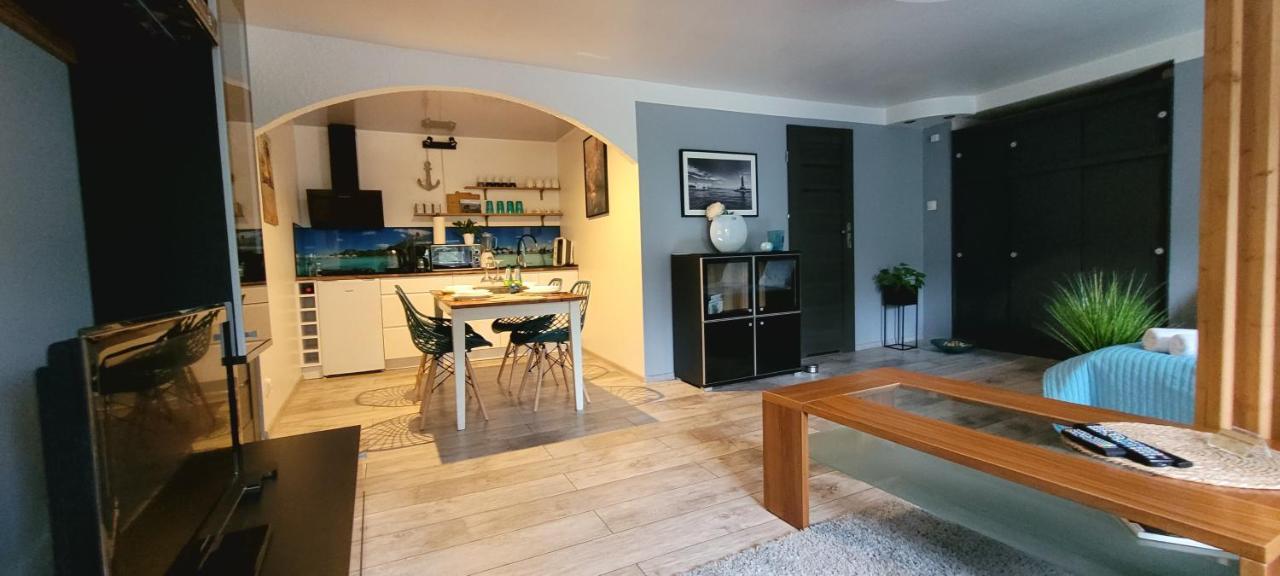 Apartamenty Pod Uwalonym Debem Jezow Sudecki Buitenkant foto