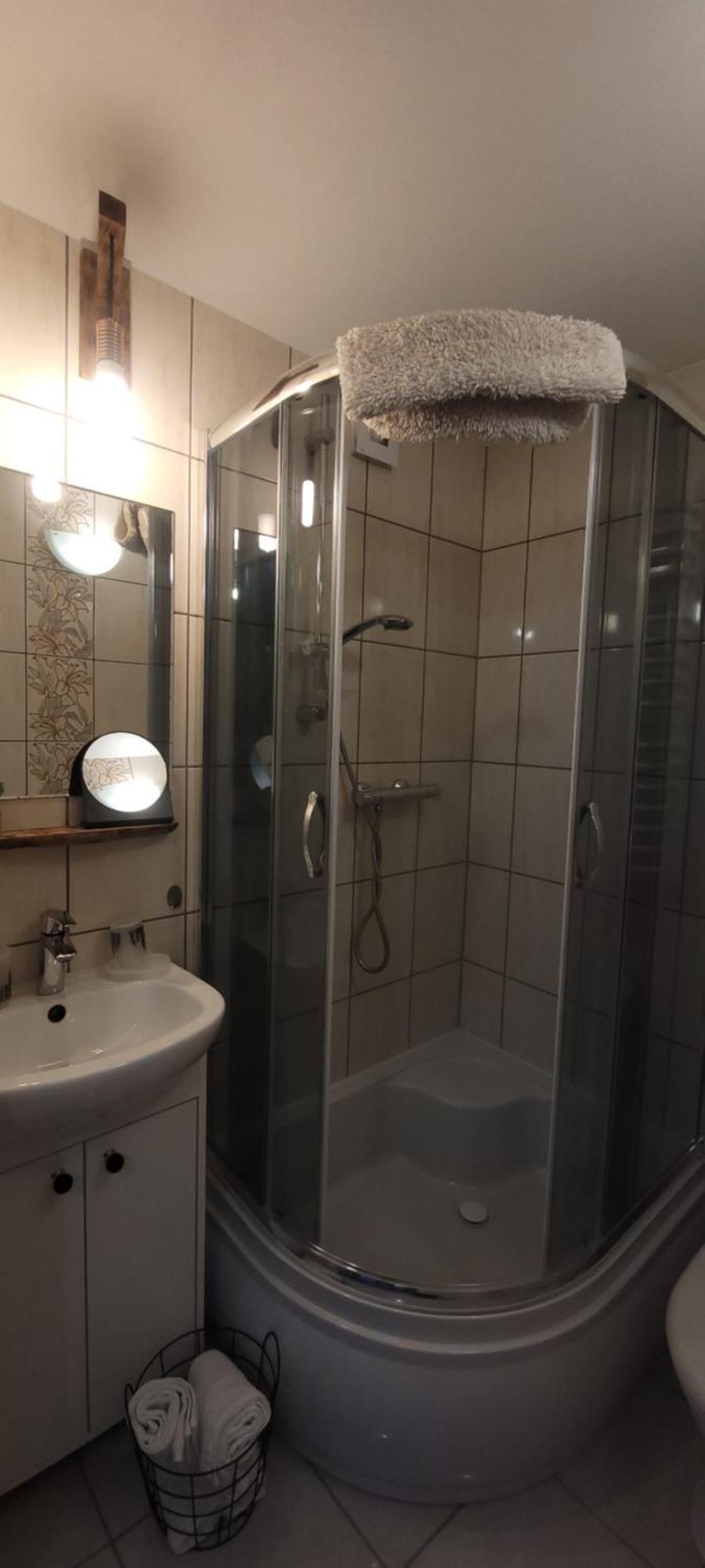Apartamenty Pod Uwalonym Debem Jezow Sudecki Buitenkant foto