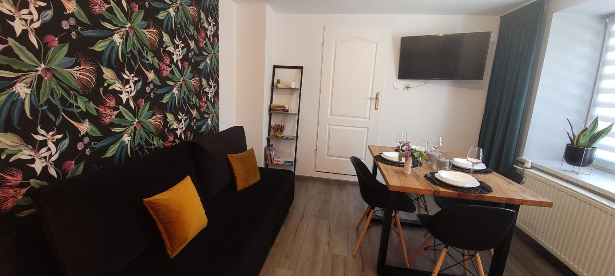 Apartamenty Pod Uwalonym Debem Jezow Sudecki Buitenkant foto